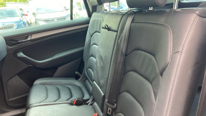 Skoda Kodiaq 1.5 TSI SE L Executive 5dr DSG [7 Seat] Petrol Estate